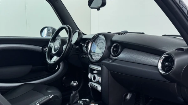 MINI John Cooper Works 16