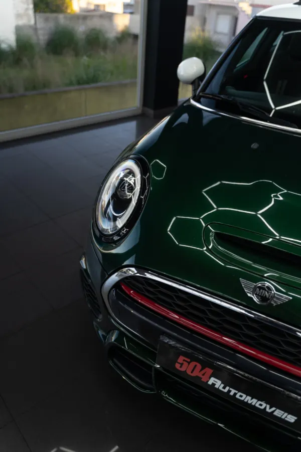 MINI 3 Portas John Cooper Works Plus Auto Desportiva 4