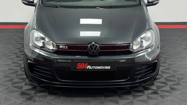 Volkswagen Golf 2.0 TSi GTI DSG 2