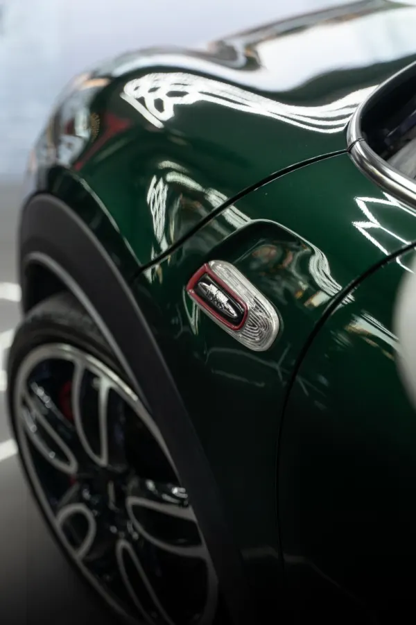 MINI 3 Portas John Cooper Works Plus Auto Desportiva 10