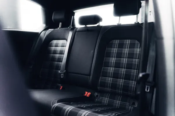 Volkswagen Golf 2.0 TDi GTD 19