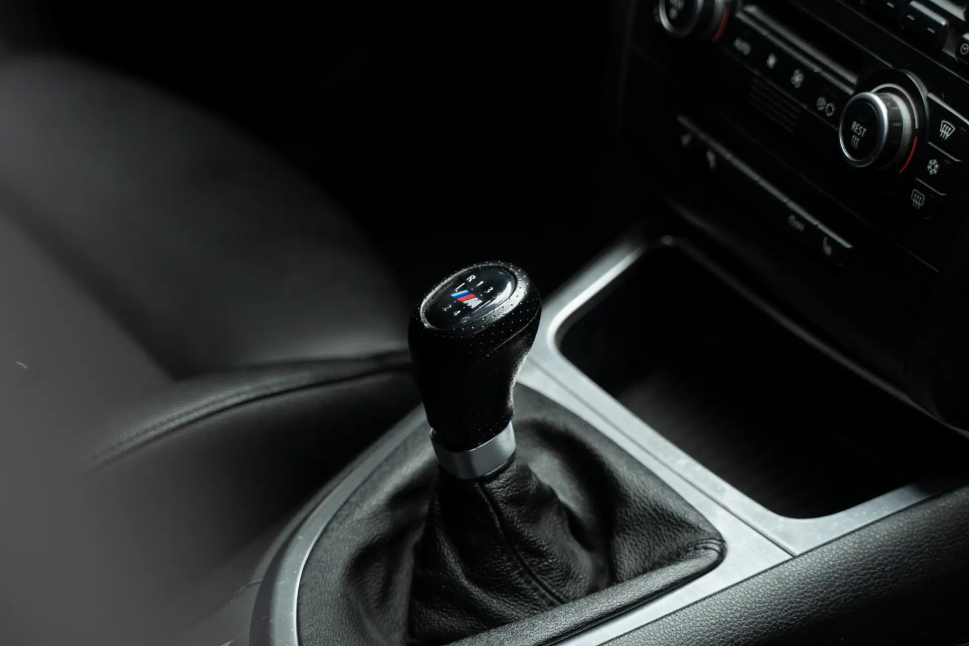 BMW 120 d DPF Edition Sport 17