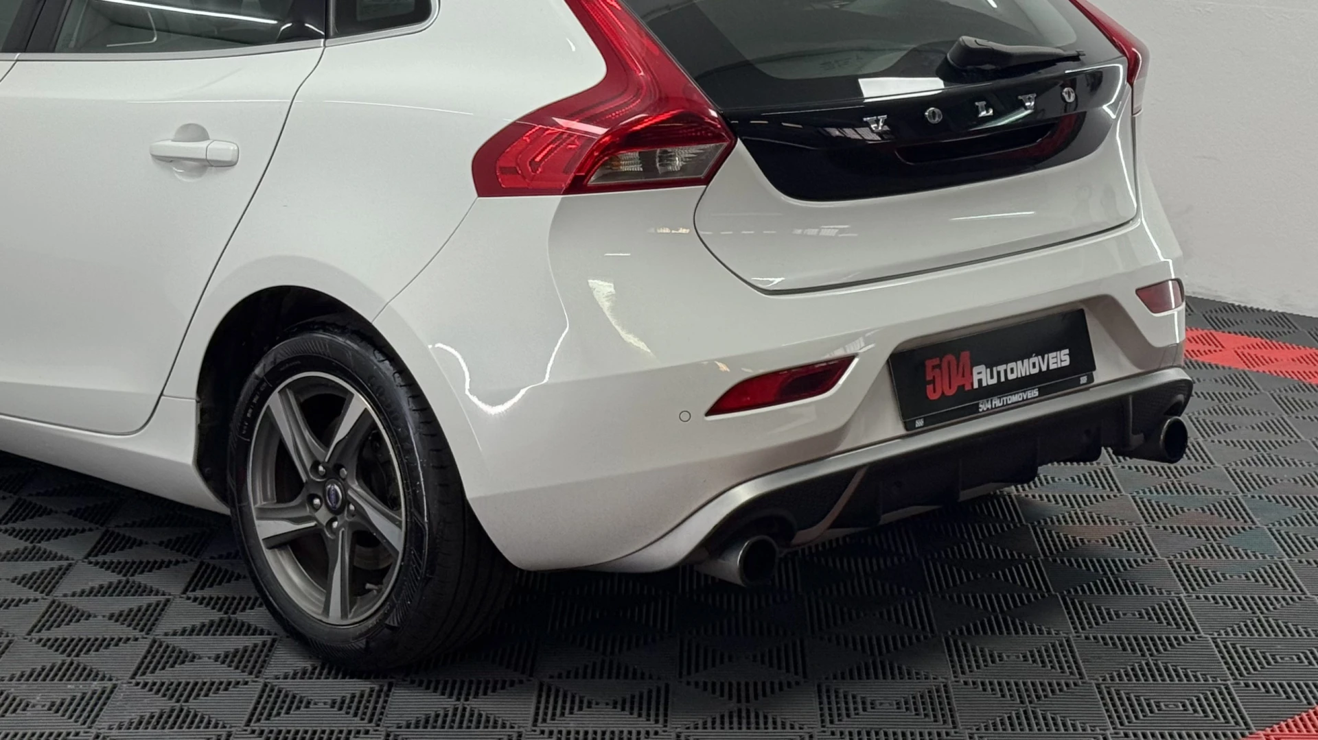 Volvo V40 1.6 D2 Eco R-Design 9