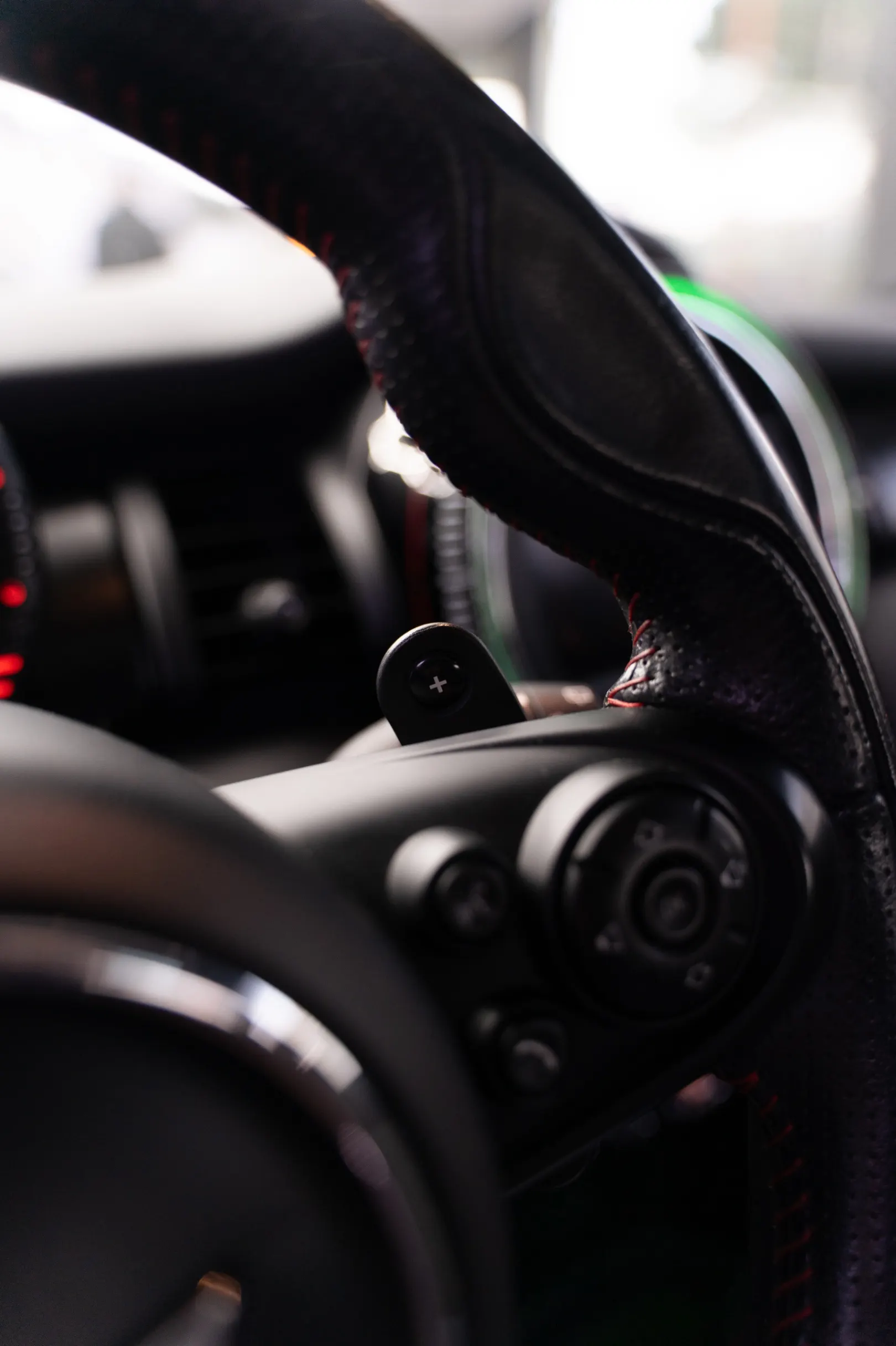 MINI 3 Portas John Cooper Works Plus Auto Desportiva 29