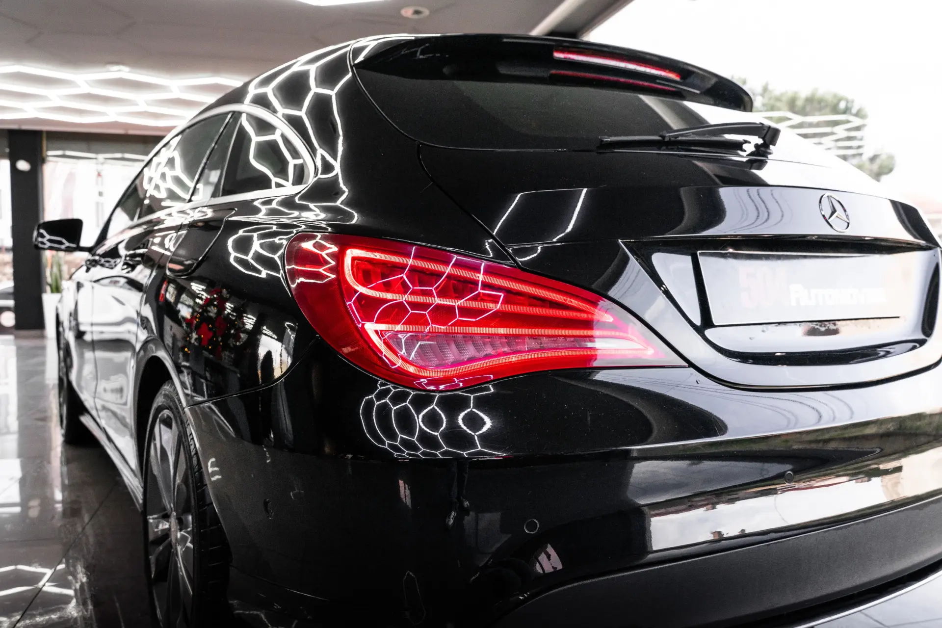 Mercedes-Benz CLA 200 d Urban 11