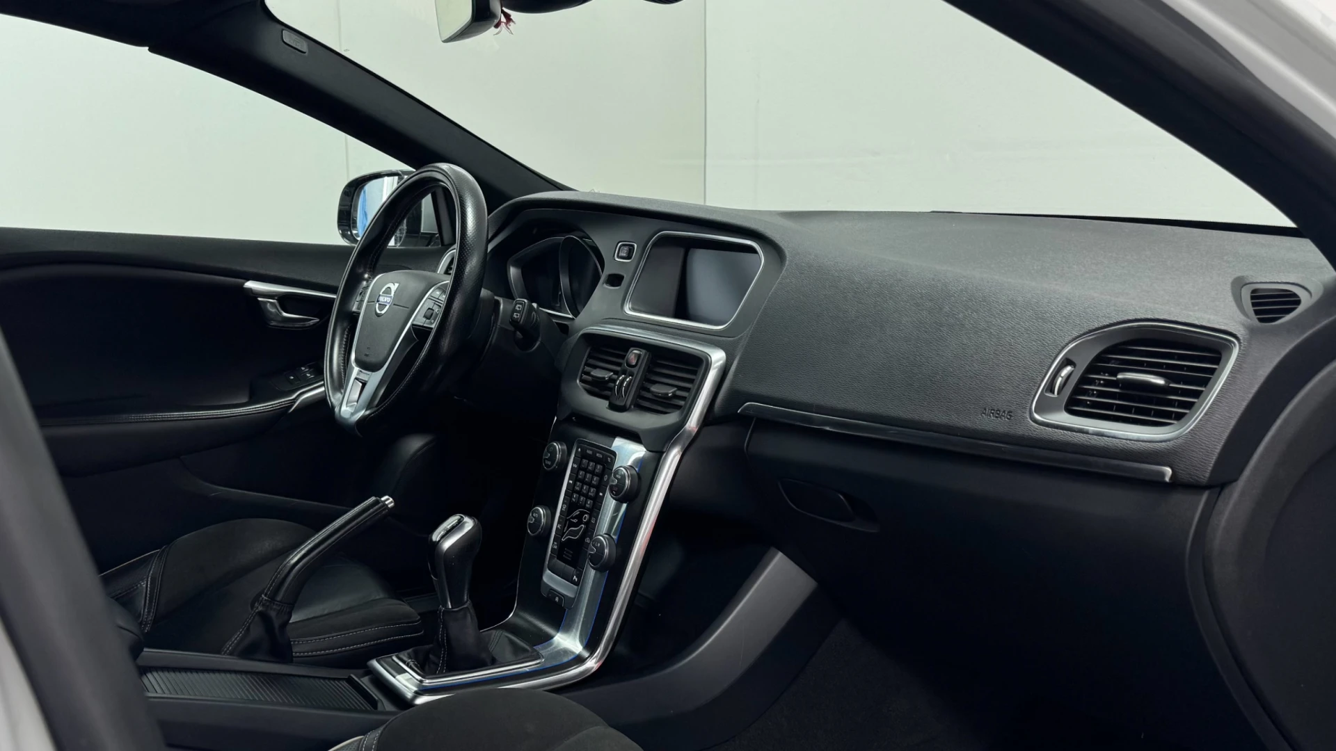Volvo V40 1.6 D2 Eco R-Design 10