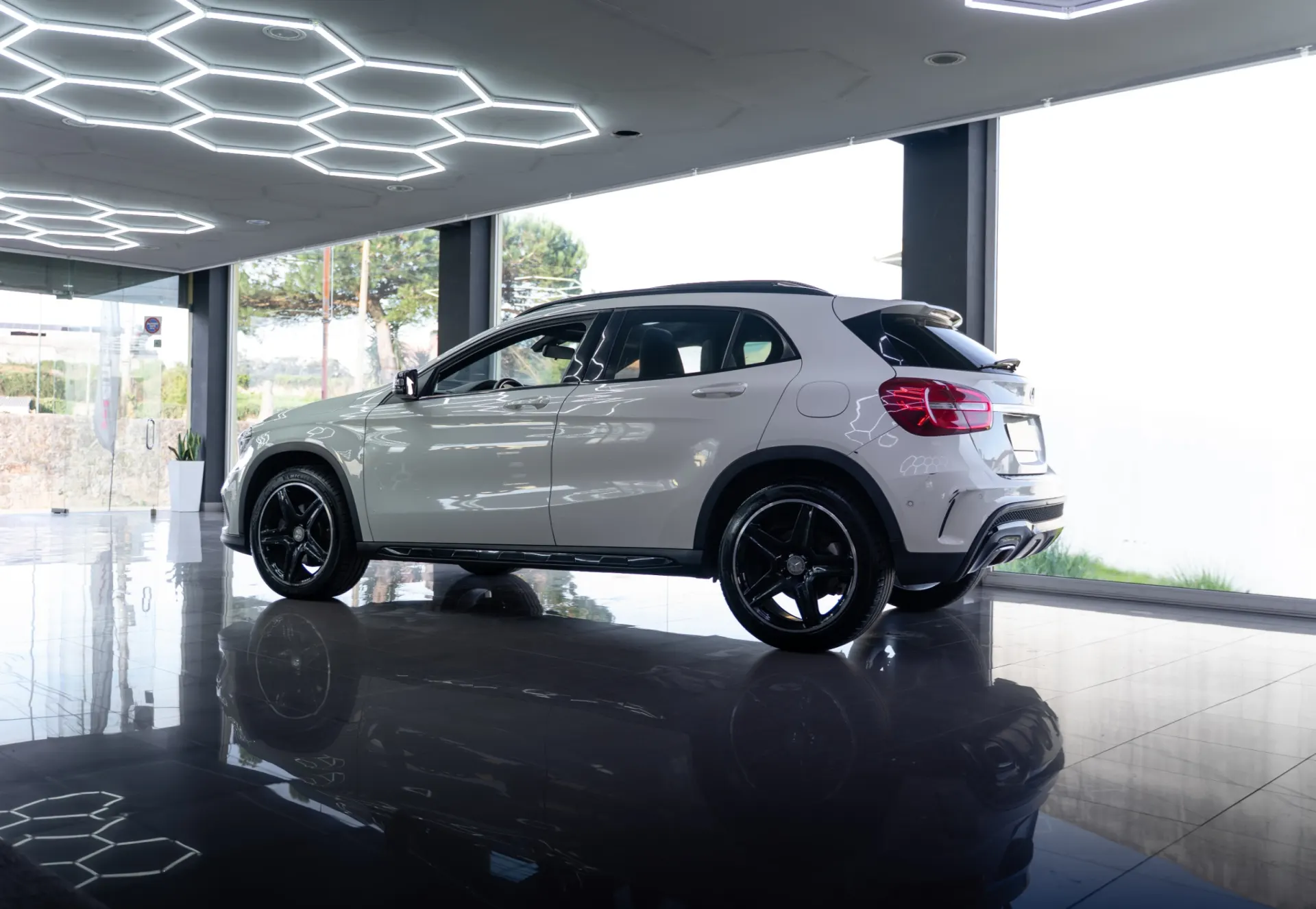 Mercedes-Benz GLA 220 d AMG Line 5