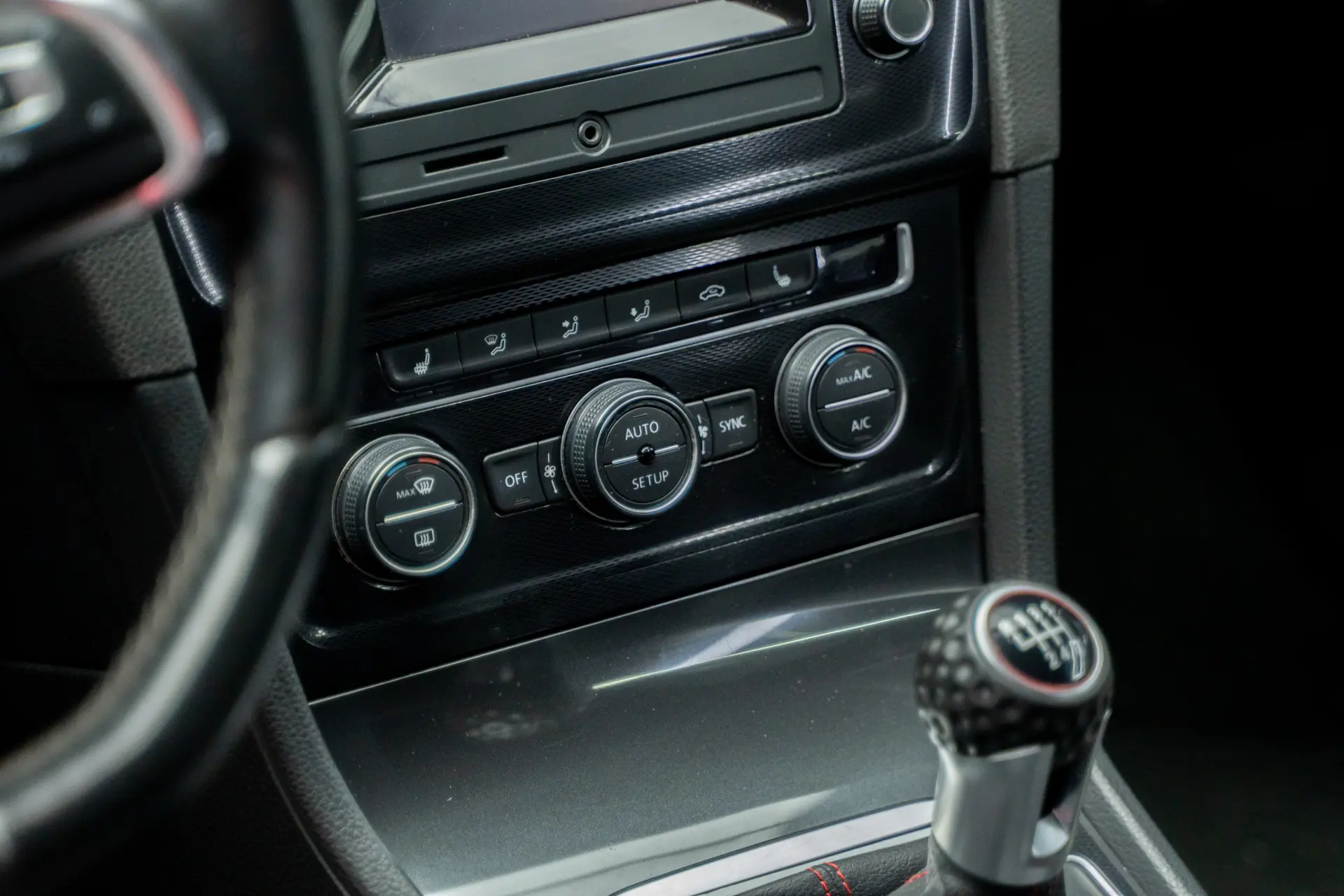 Volkswagen Golf 2.0 TDi GTD 18