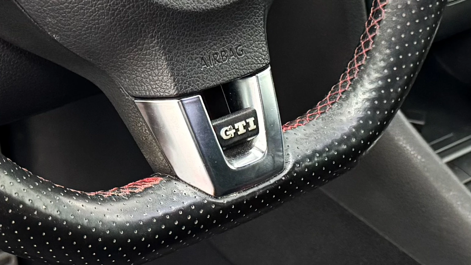 Volkswagen Golf 2.0 TSi GTI DSG 23
