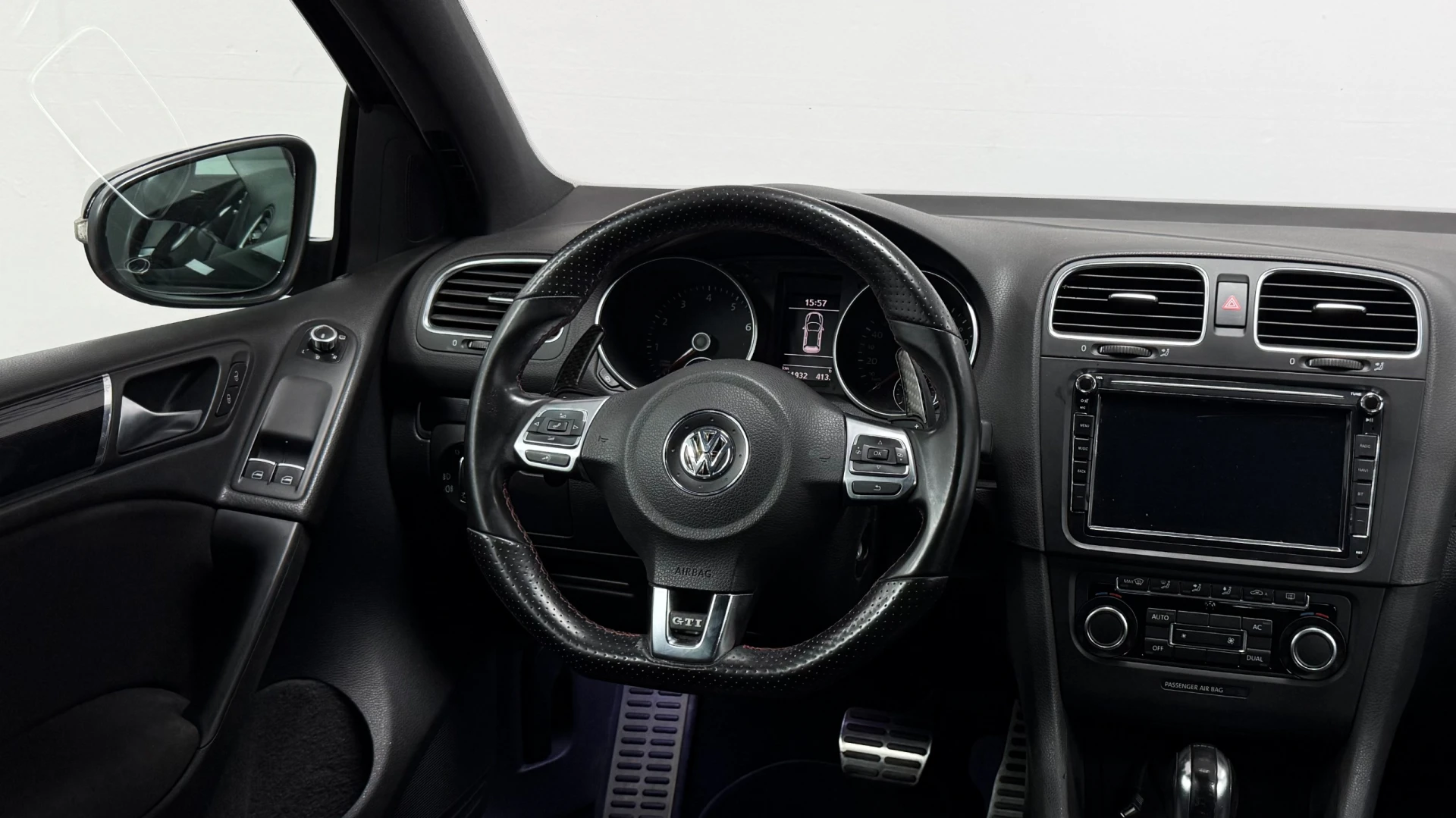 Volkswagen Golf 2.0 TSi GTI DSG 26