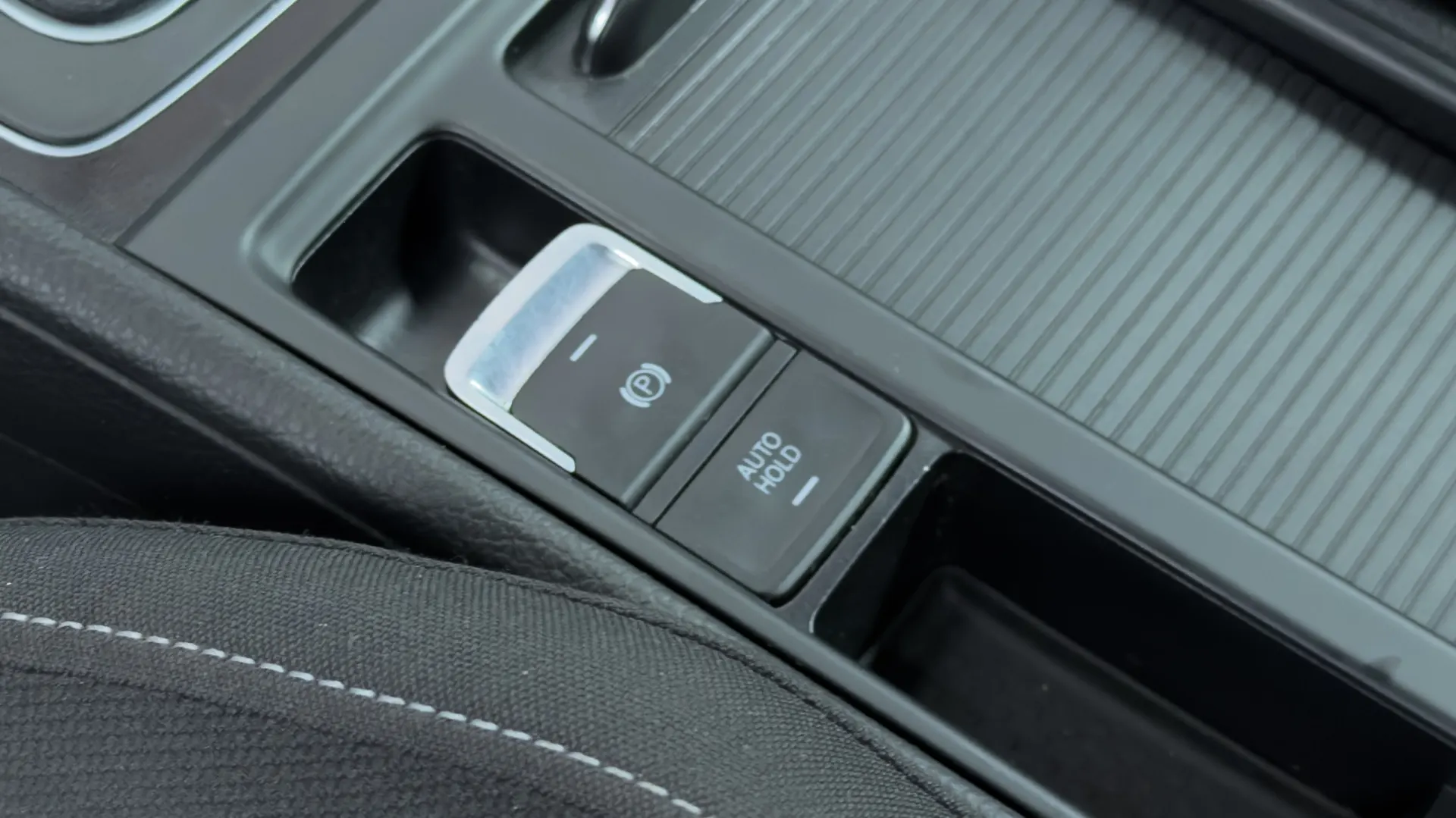 Volkswagen Golf 2.0 TDi GTD 22