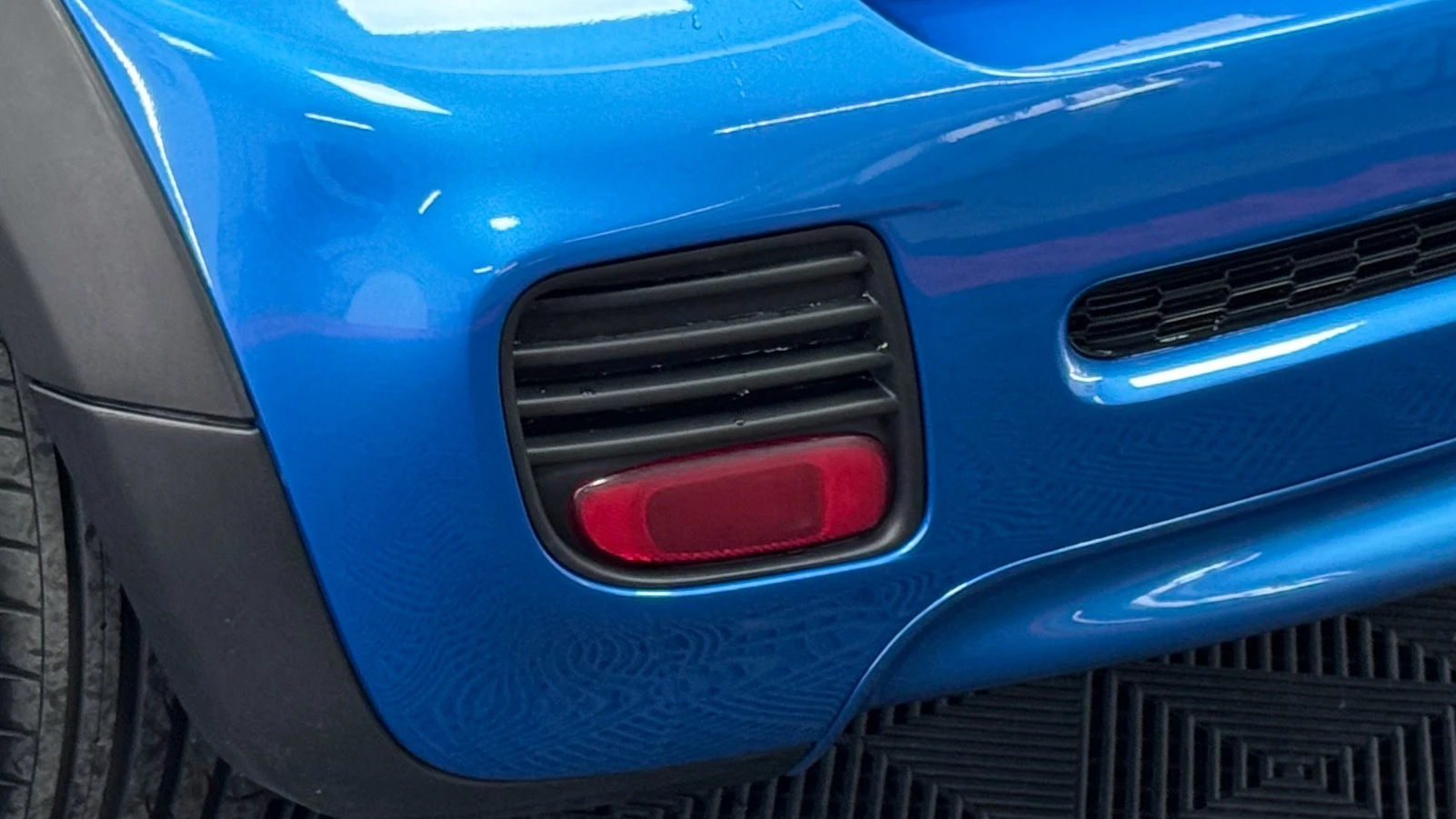 MINI 3 Portas ONE 15