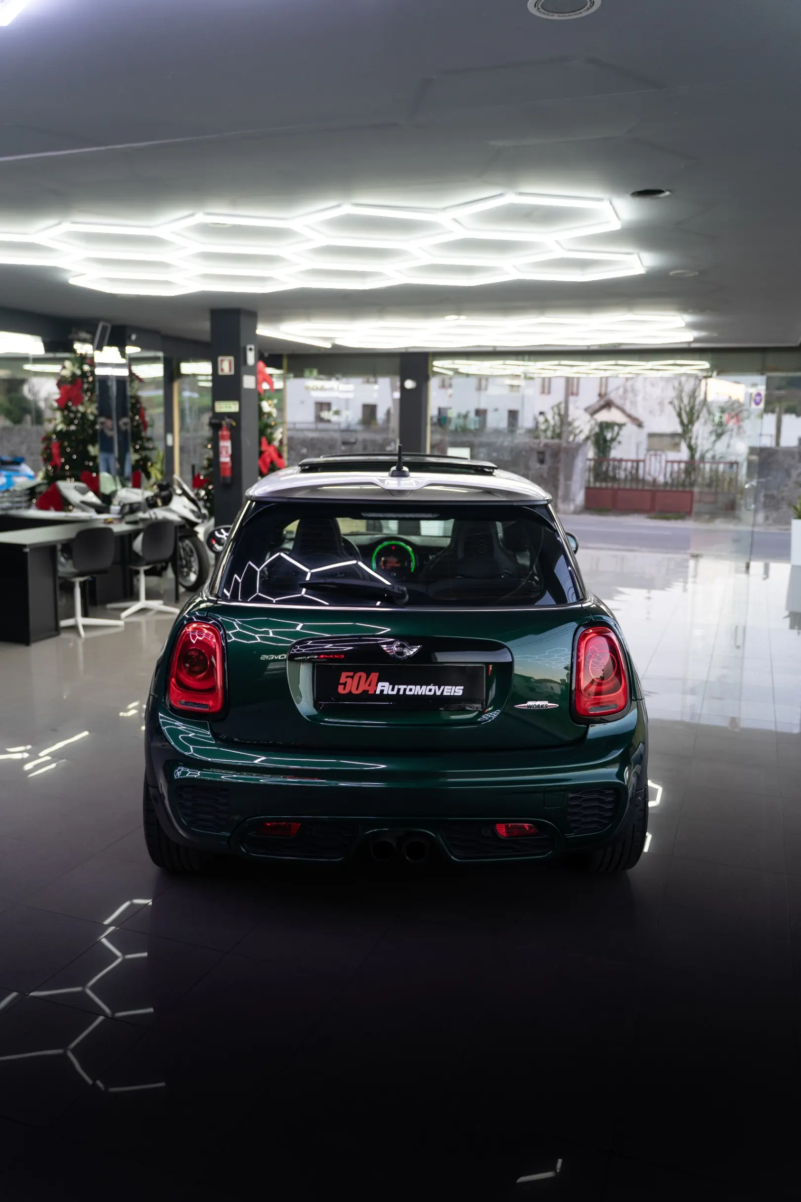 MINI 3 Portas John Cooper Works Plus Auto Desportiva 34