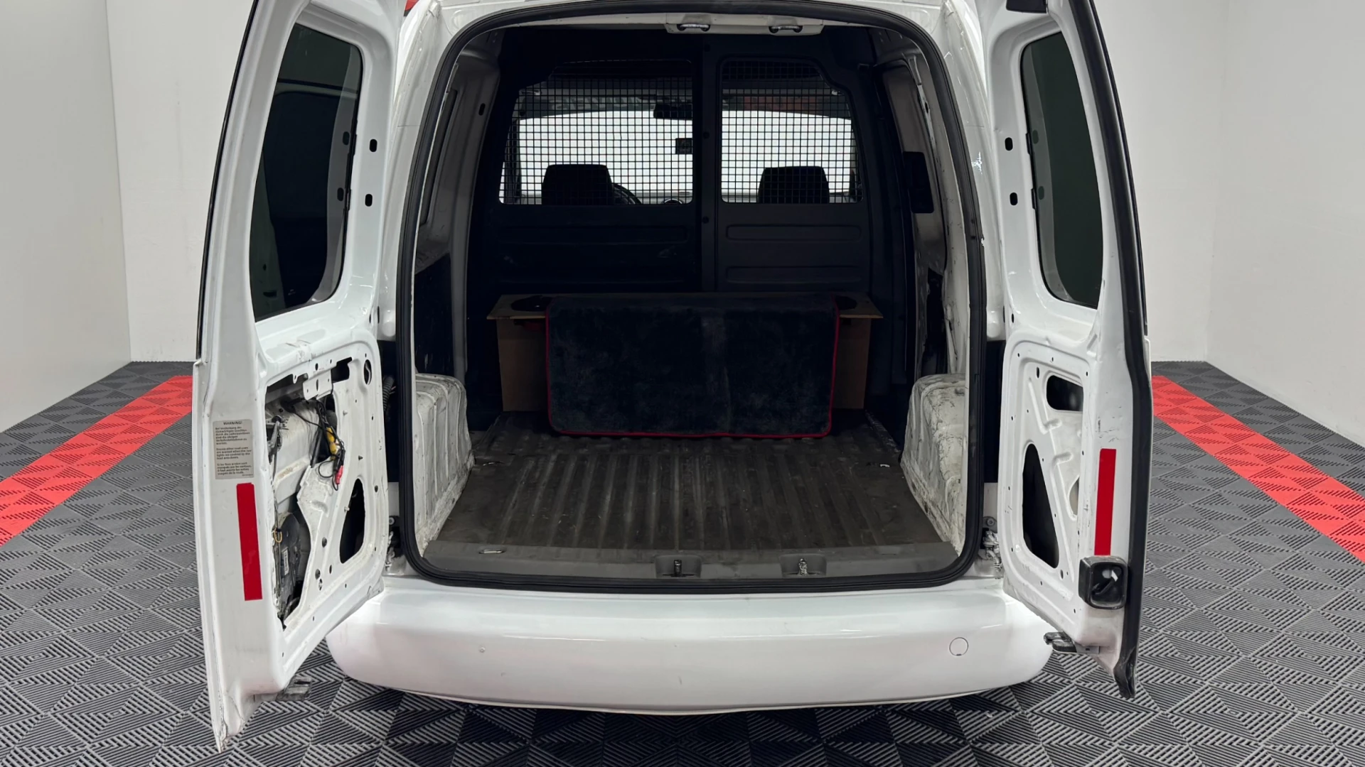 Volkswagen Caddy 1.6 TDi Blue.Confortline 19
