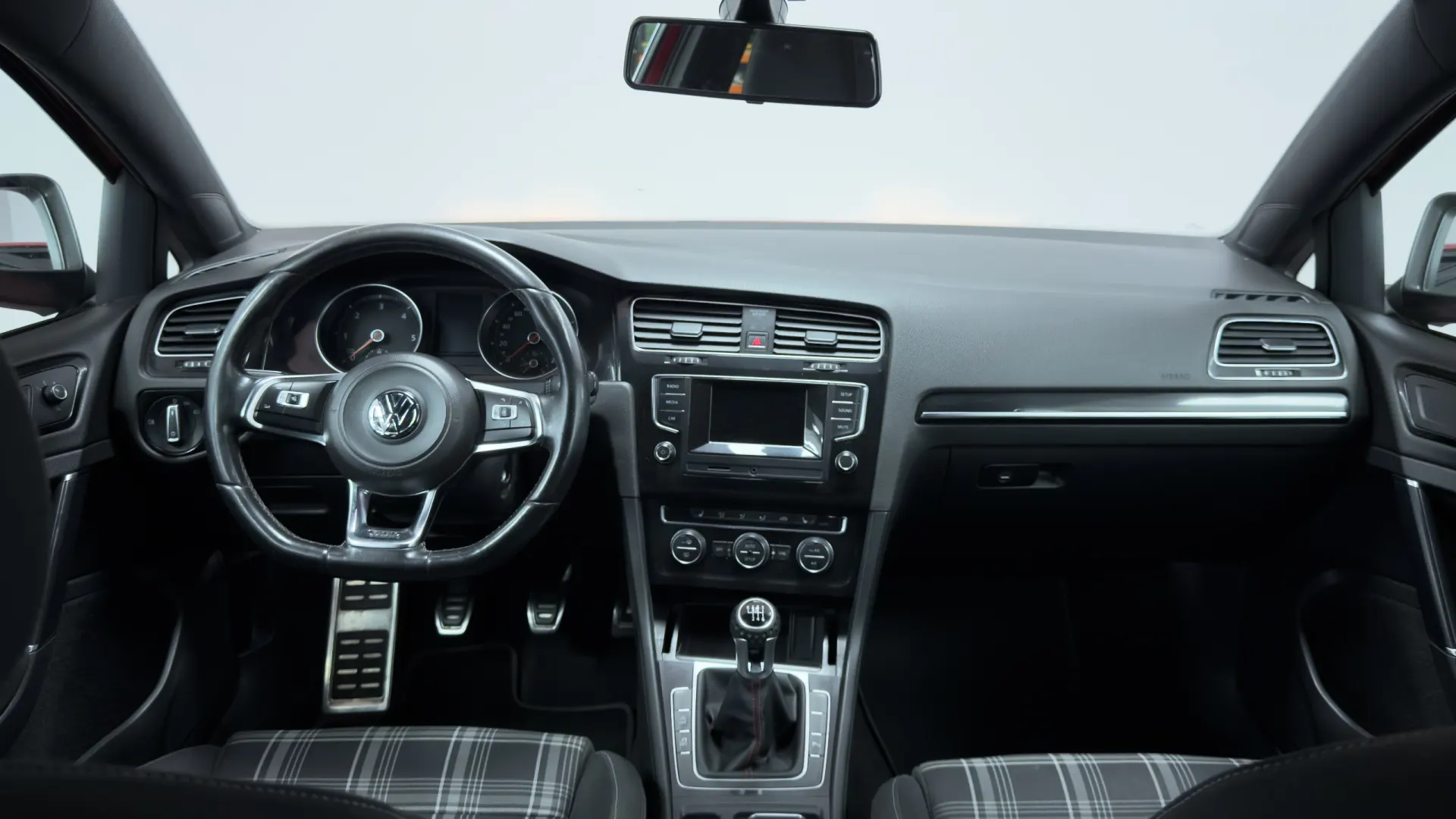 Volkswagen Golf 2.0 TDi GTD 26