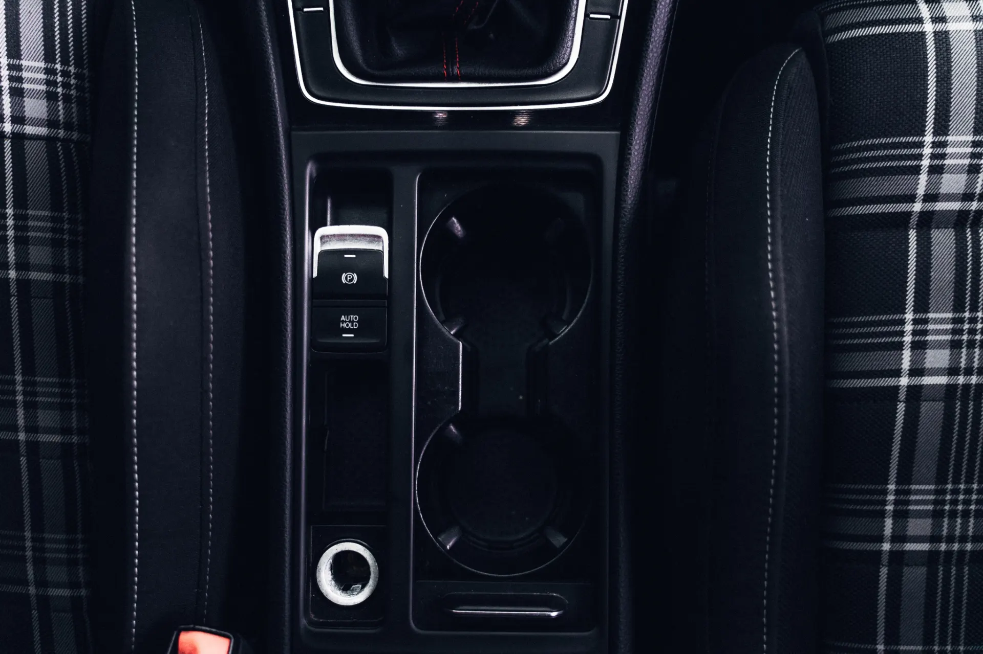 Volkswagen Golf 2.0 TDi GTD 29