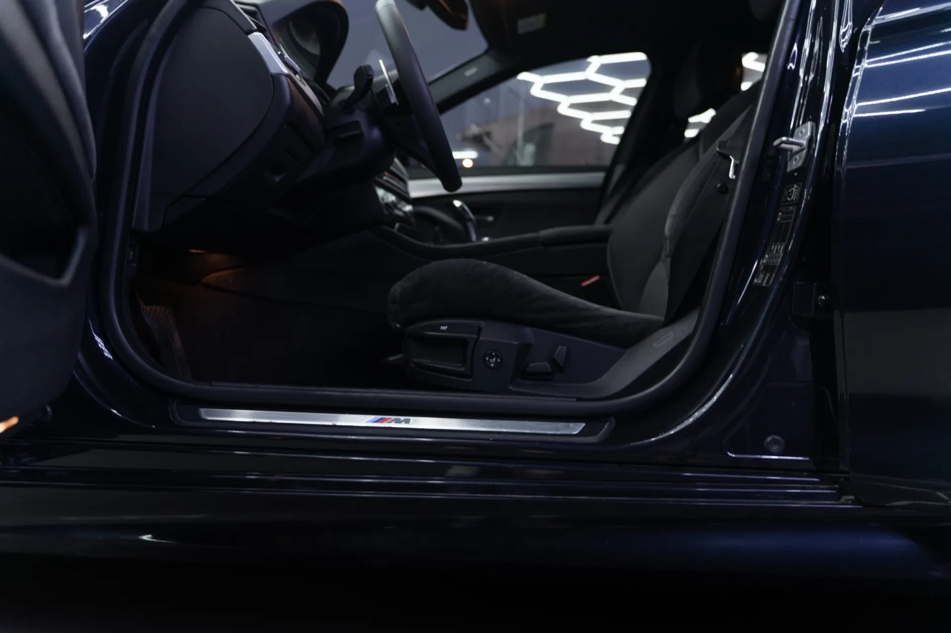 BMW 525 d Pack M Auto 14