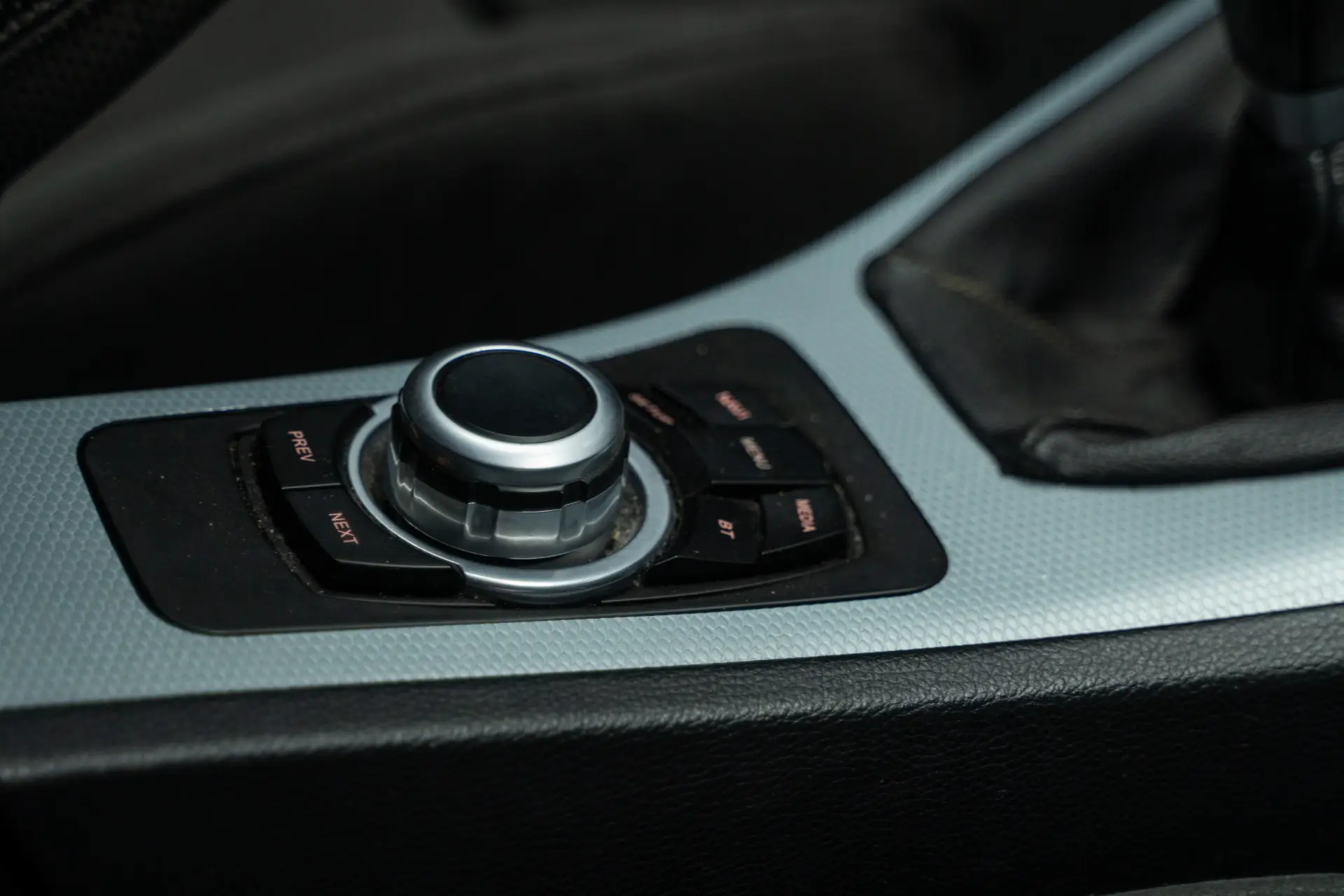 BMW 318 d Pack M 28