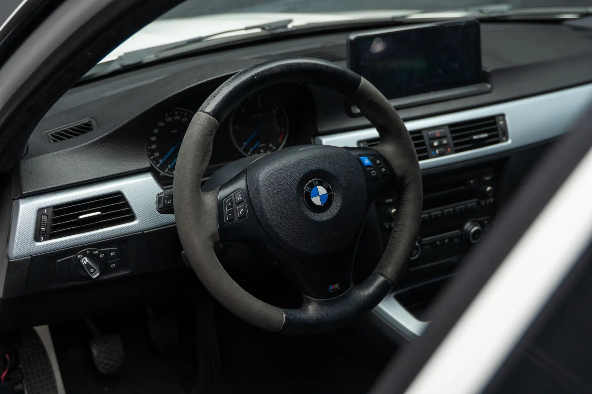 BMW 318 d Pack M 16