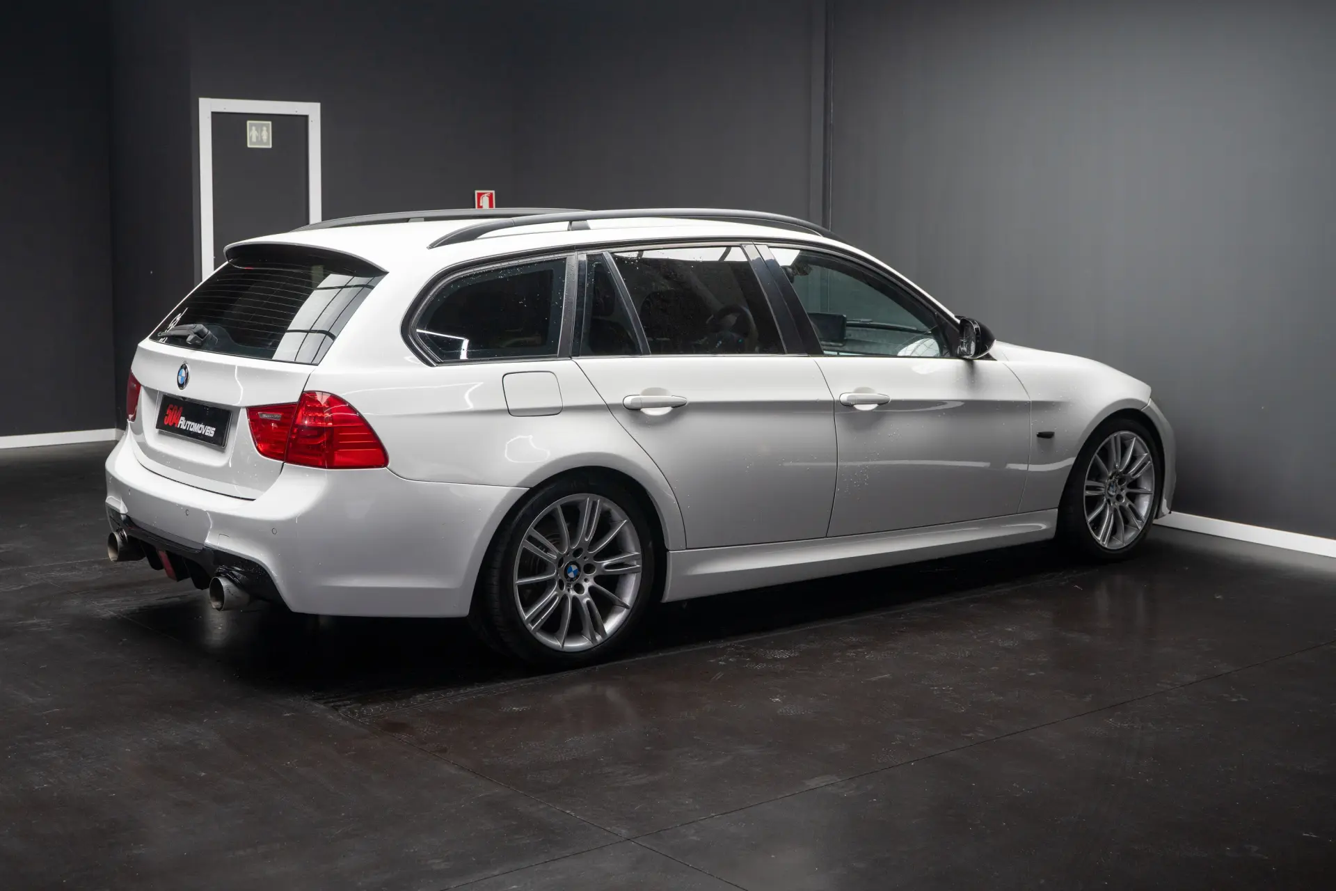 BMW 318 d Pack M 9