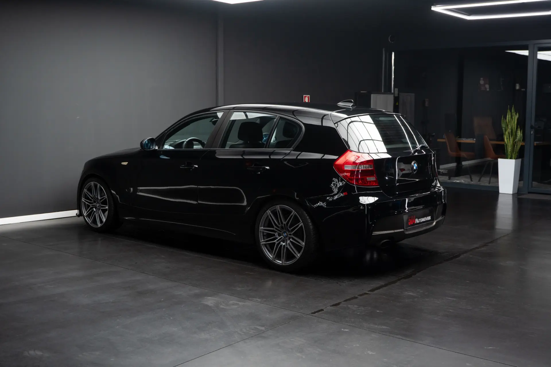 BMW 120 d DPF Edition Sport 6