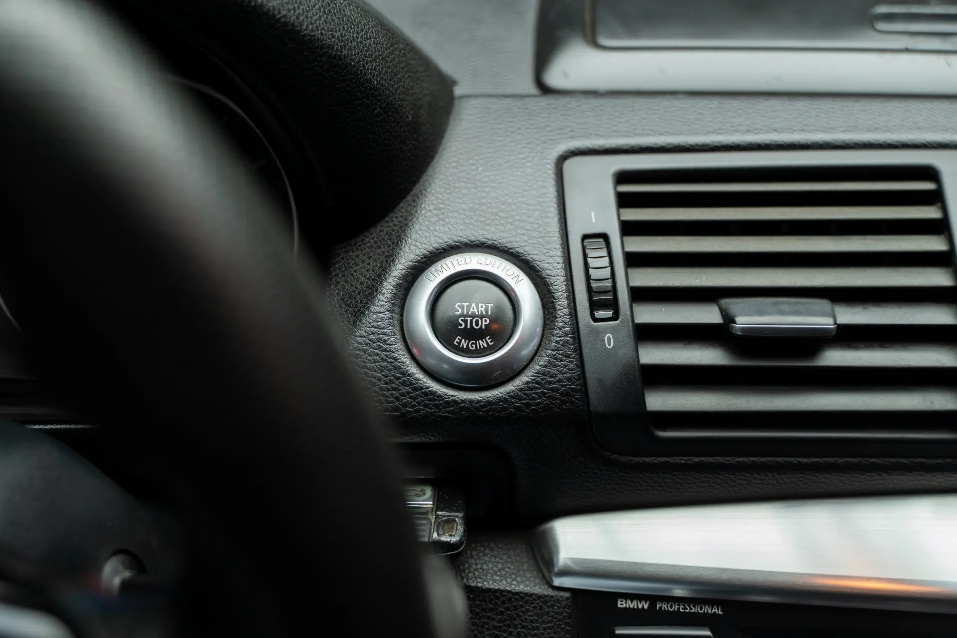 BMW 120 d DPF Edition Sport 10