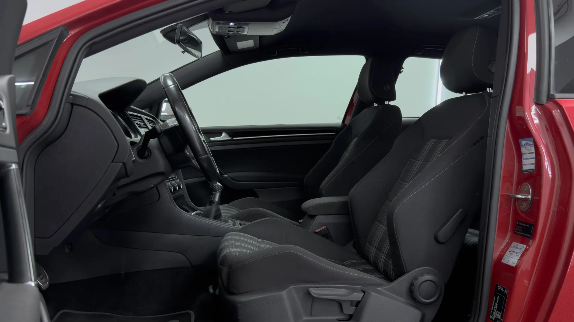 Volkswagen Golf 2.0 TDi GTD 33