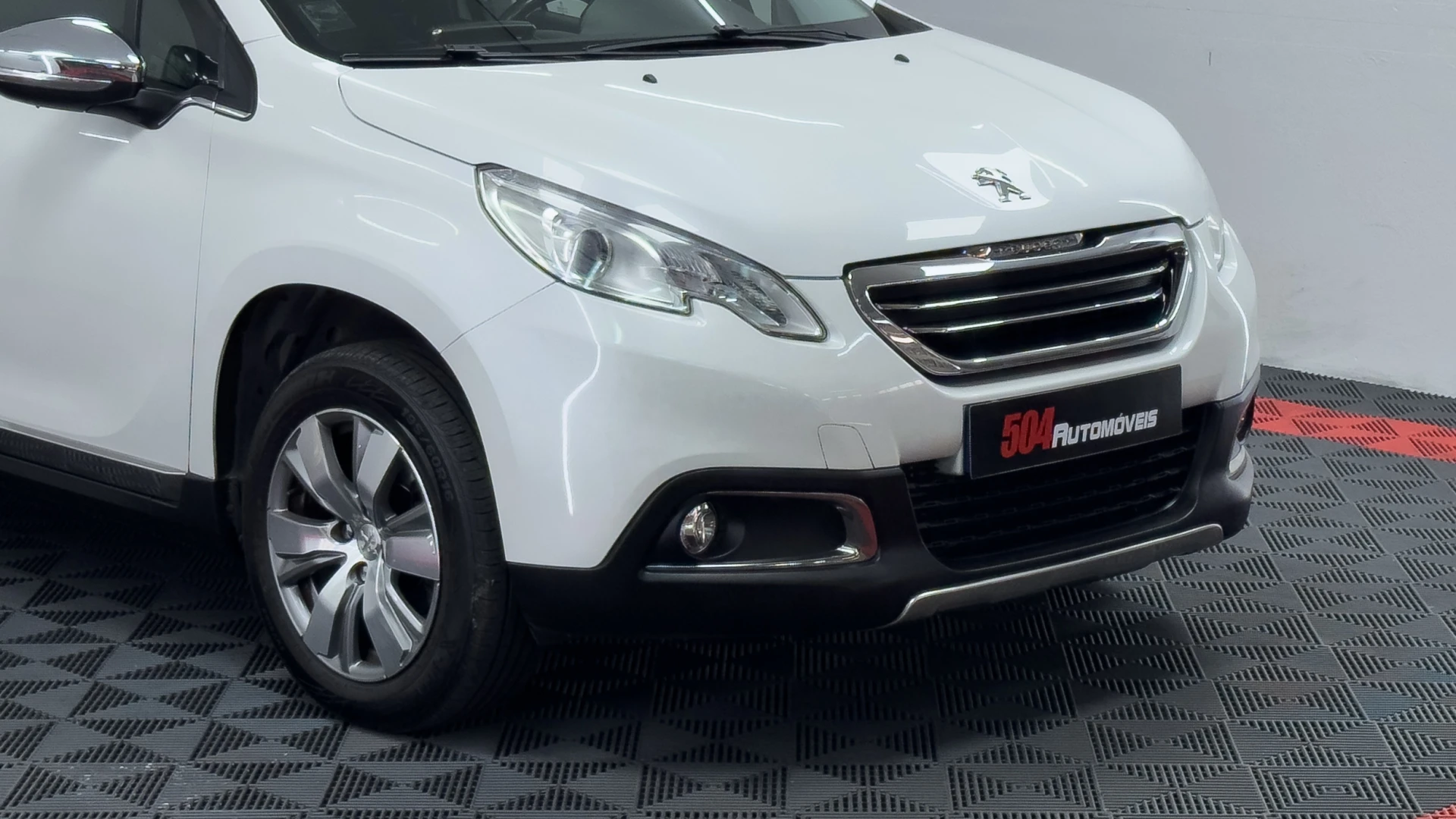Peugeot 2008 1.2 PureTech Style 4