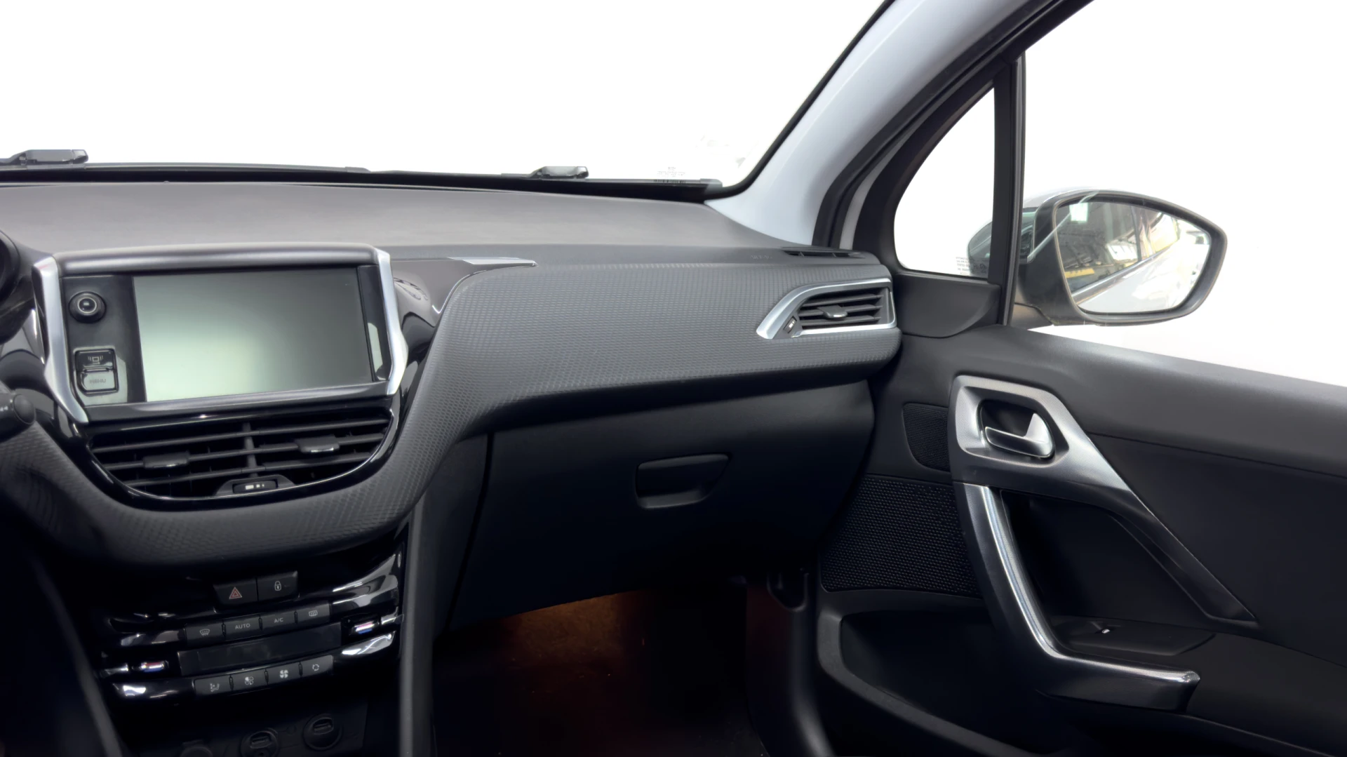 Peugeot 2008 1.2 PureTech Style 22