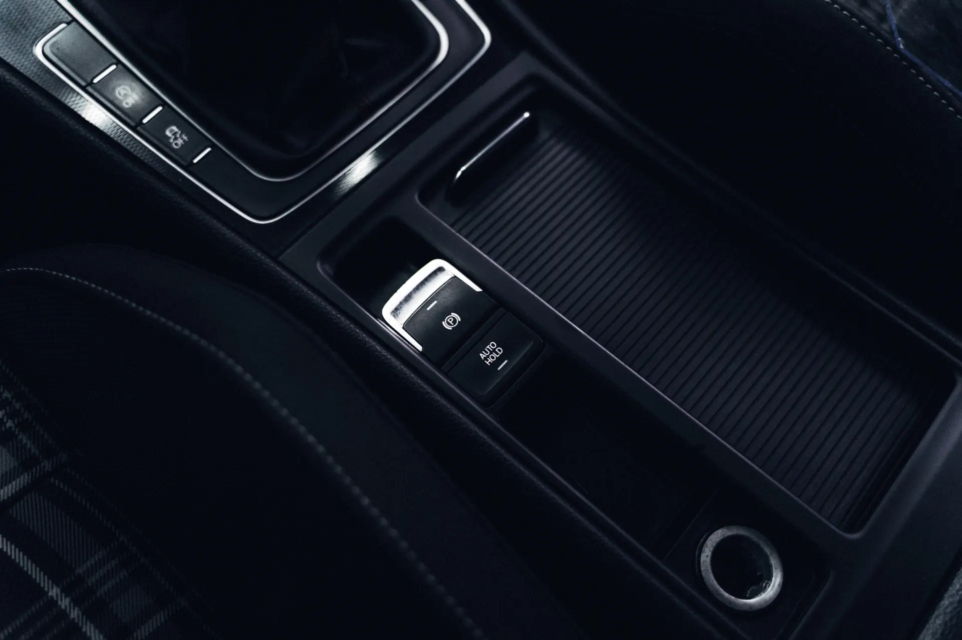 Volkswagen Golf 2.0 TDi GTD 24