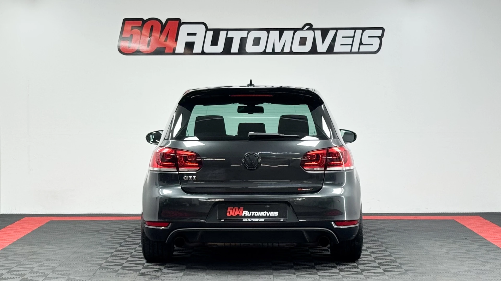 Volkswagen Golf 2.0 TSi GTI DSG 11