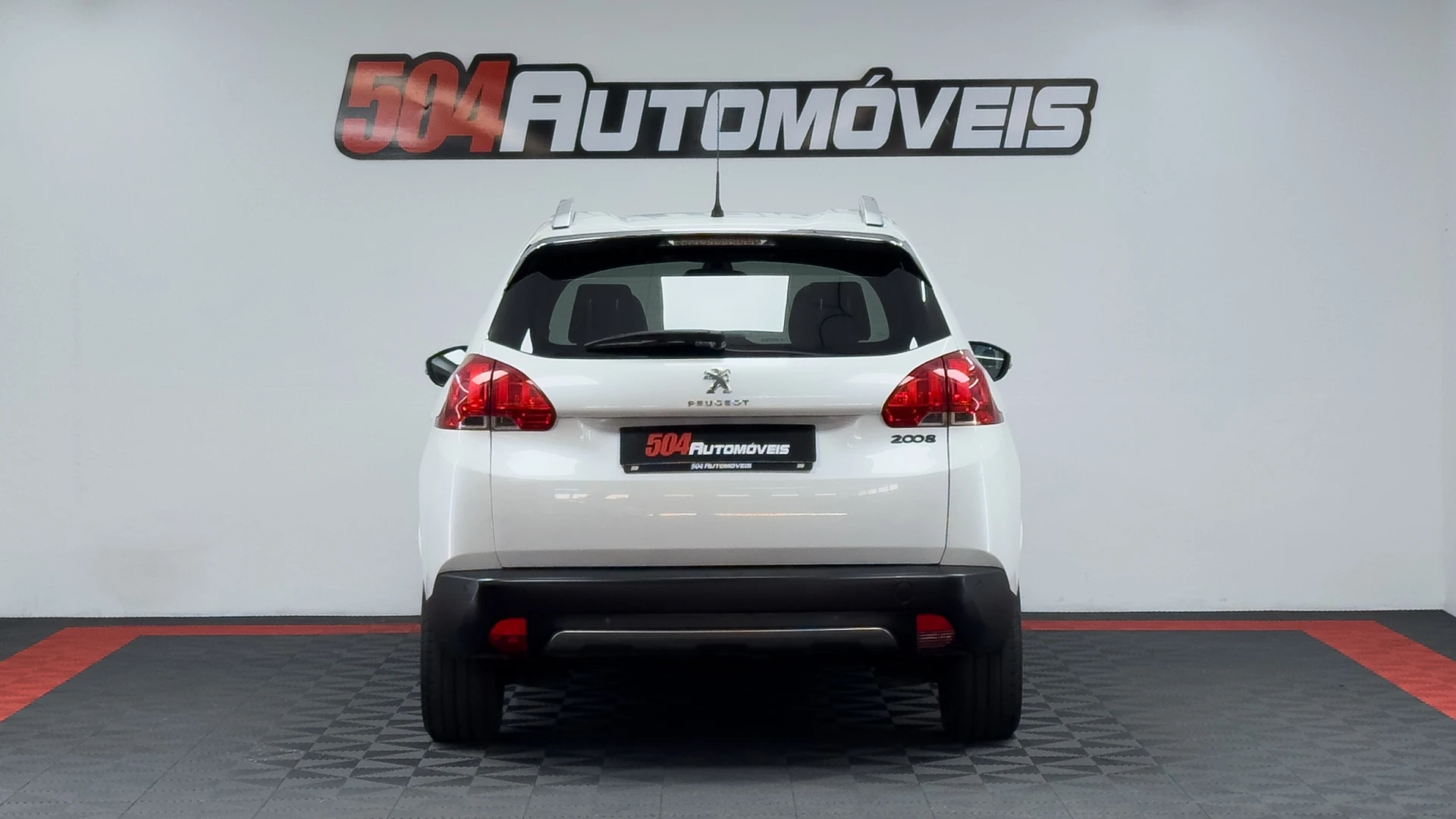Peugeot 2008 1.2 PureTech Style 8