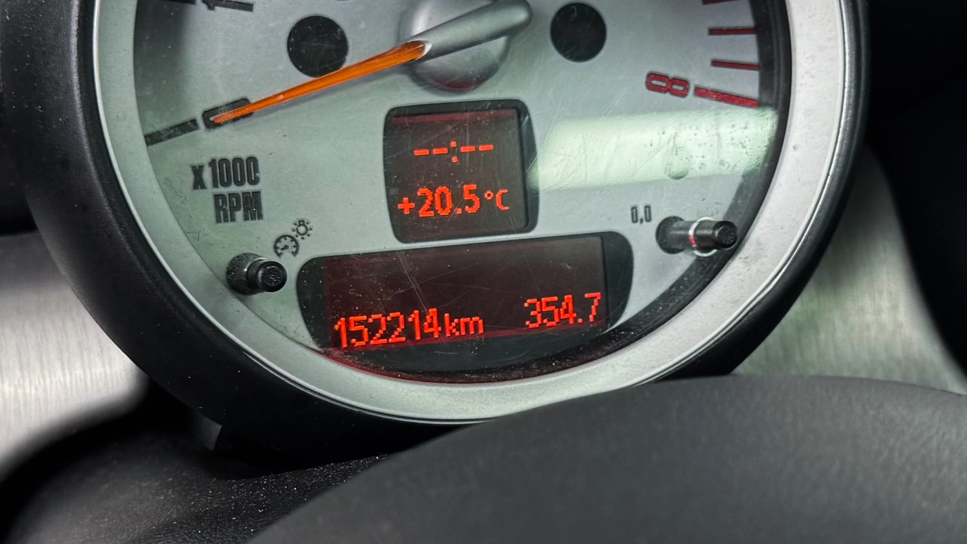 MINI 3 Portas ONE 22