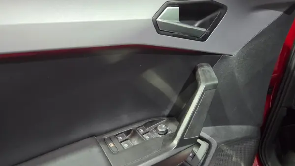 SEAT Leon 1.4 e-Hybrid DSG FR Plus 38