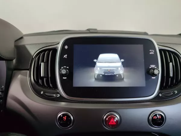 Abarth 595C 1.4 T-Jet Turismo 28