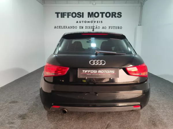 Audi A1 Sportback 1.6 TDi Sport 8