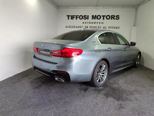 BMW 530 e iPerformance Pack M 6