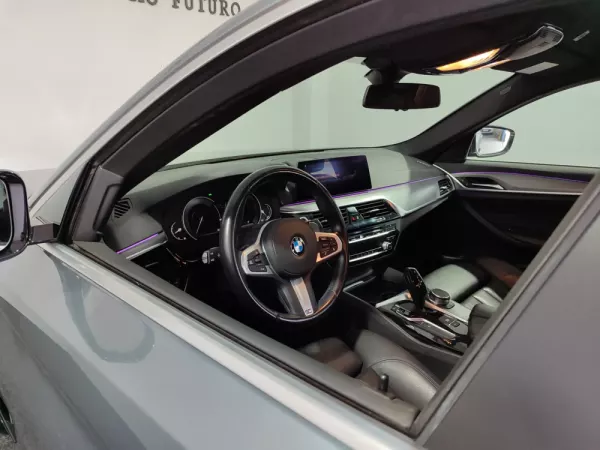 BMW 530 e iPerformance Pack M 12