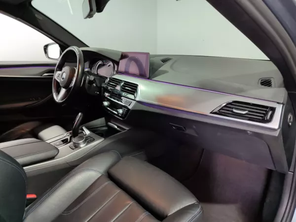 BMW 530 e iPerformance Pack M 23