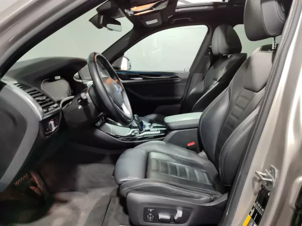 BMW iX3 Inspiring 16