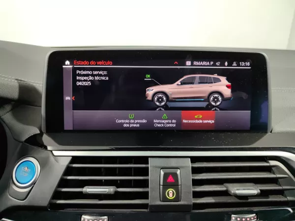 BMW iX3 Inspiring 33