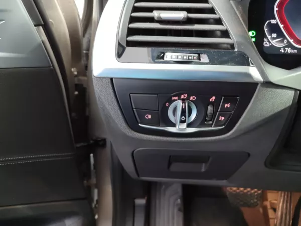 BMW iX3 Inspiring 46