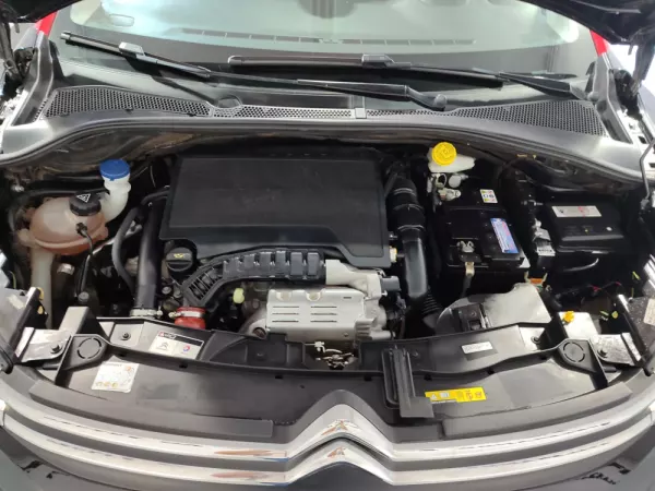 Citroën C3 1.2 PureTech Shine 34