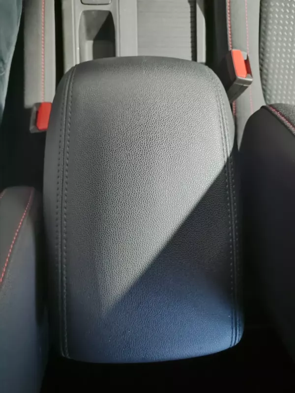 Ford Focus 1.0 EcoBoost ST-Line 37