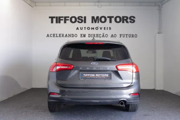 Ford Focus SW 1.5 TDCi EcoBlue Titanium 7