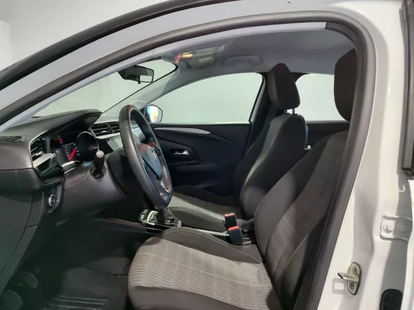 Opel Corsa 1.5 D Elegance 13
