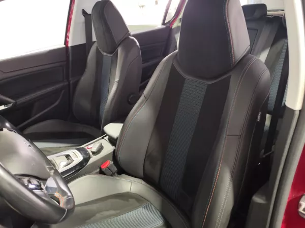 Peugeot 308 1.2 PureTech GT Pack 13