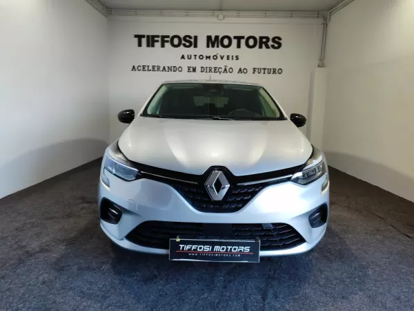 Renault Clio 1.0 TCe Limited Bi-Fuel 3