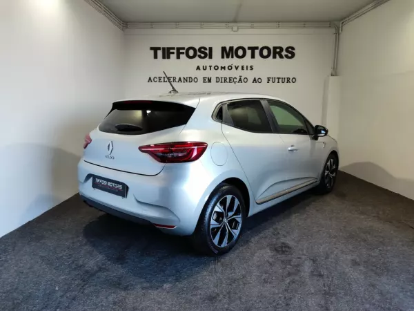 Renault Clio 1.0 TCe Limited Bi-Fuel 6