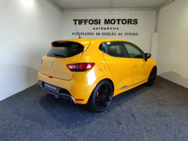 Renault Clio TCe 200 EDC Sport R.S. 10